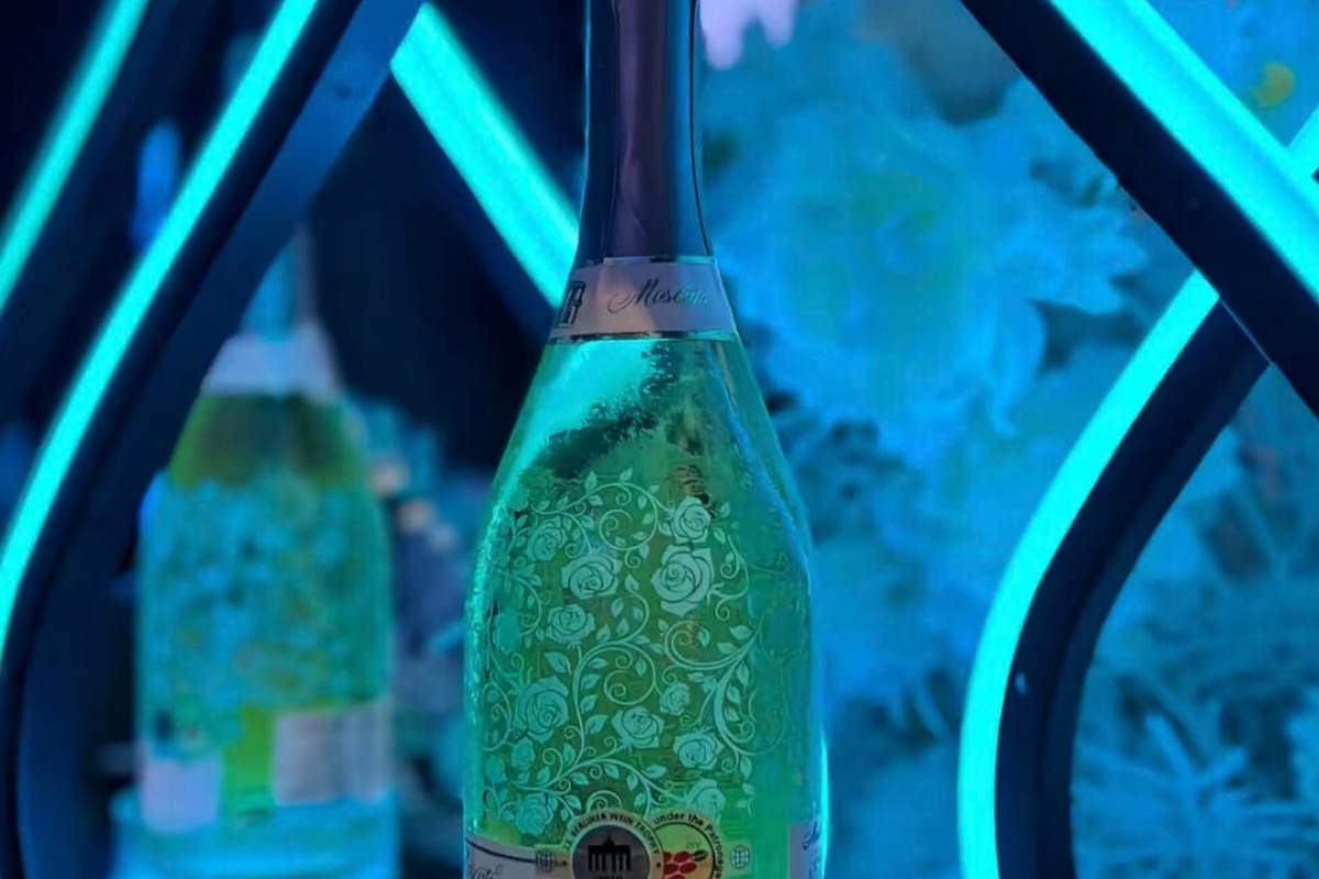 沈阳ktv订房专区: 低端场商务服务-法库县KTV订房